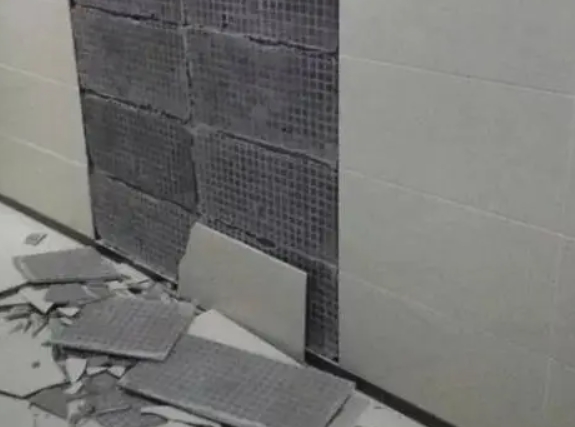 祁门瓷砖空鼓维修公司分享下祁门墙砖松动维修的知识